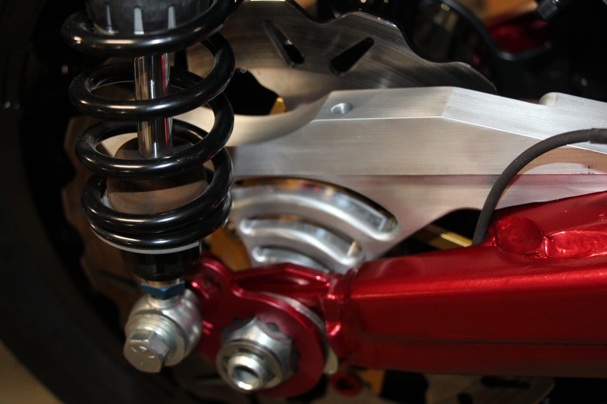 DYNA REAR BRAKE BRACKET Big Bear Choppers